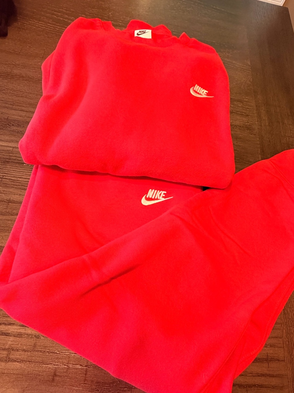 Nike Men’s Crewneck Sweatshirt - Red